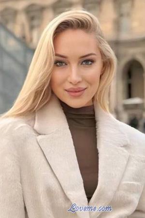 223236 - Khrystyna Age: 33 - Ukraine