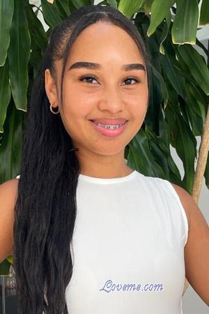 225781 - Mayerlis Age: 23 - Colombia